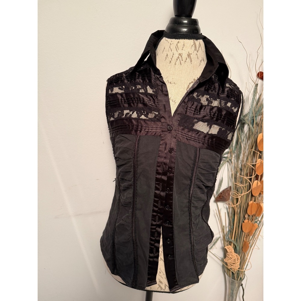 Vintage Forever 21 Black Lace Trimmed Ruched Button Up Sleeveless Shirt Top
